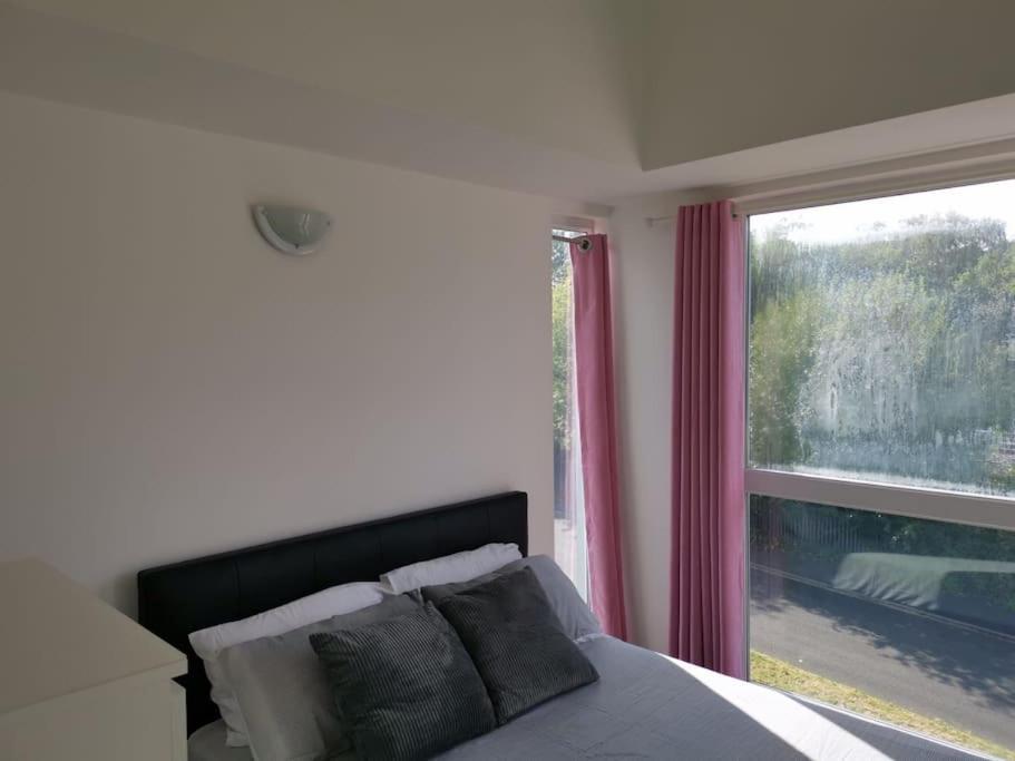 Dellehomes- Free Parking, Wfh, Family-Friendly Manchester Luaran gambar