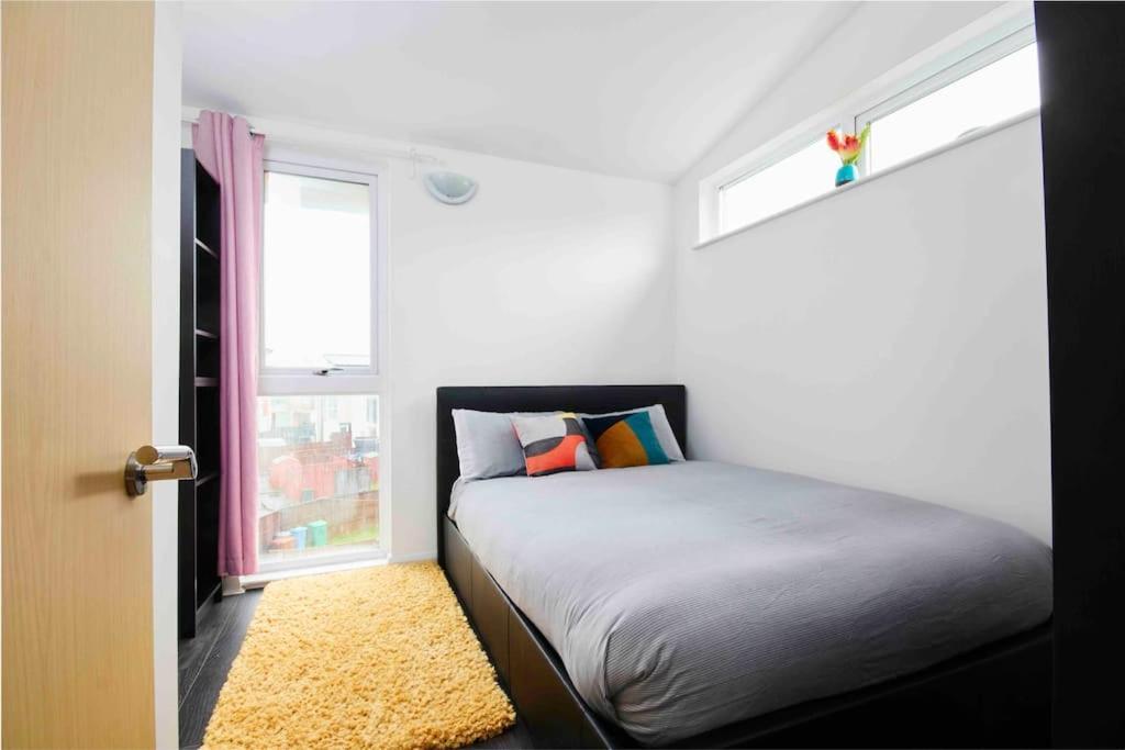 Dellehomes- Free Parking, Wfh, Family-Friendly Manchester Luaran gambar